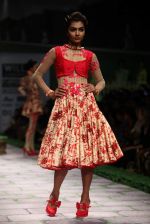 Model walk the ramp for Shantanu Goenka at Wills India Fashion Week 2011 on 10th Oct 2011 (150).JPG